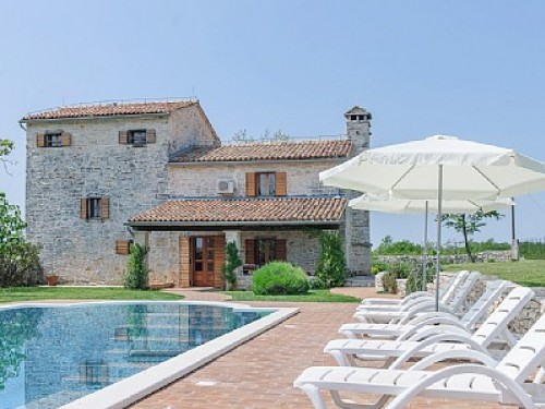 Attractive Istrian Stancia With Pool  6937