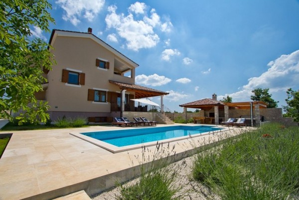 Villa Stokovci, Pool & Whirlpool, Quiet Area, Without Neighbours, Perts Allowed